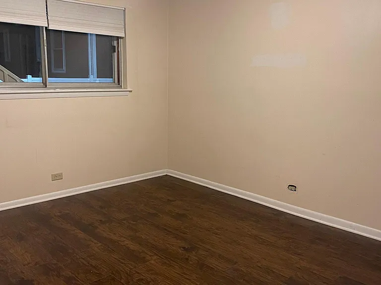 235 E Palatine Rd #1C — Photo 4