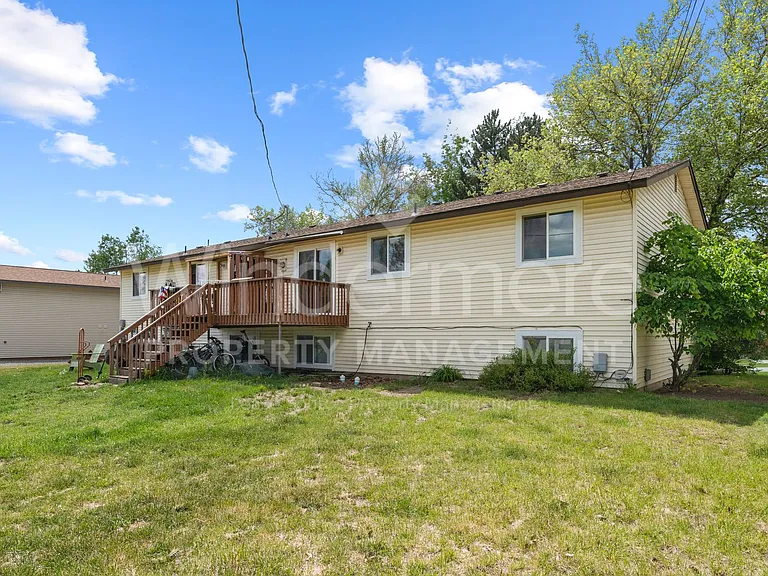 2121 S Herald Rd — Photo 27