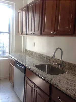 Rented by R New York | media 30