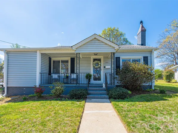 206 Bates Ave, Cherryville, NC 28021