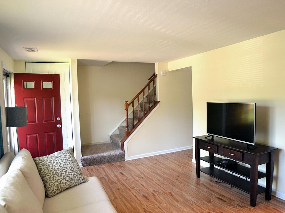 1st image of 9702 Candace Ct