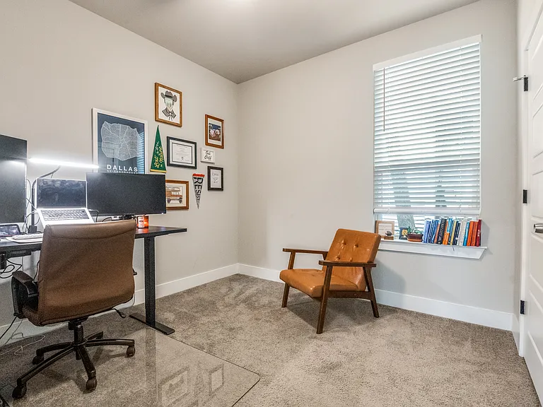2123 Ramsey Ave — Photo 20