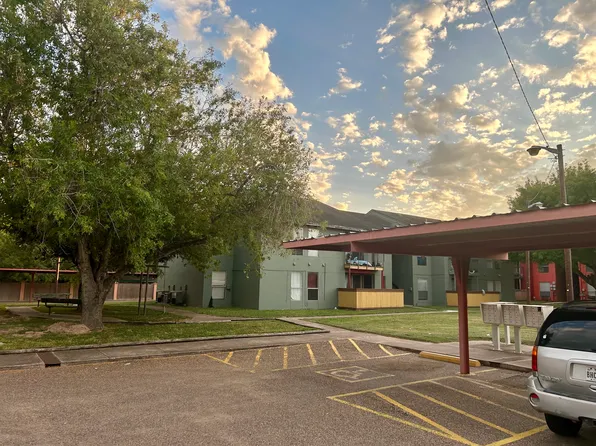 Champion Gardens Apartments