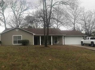 726 Green Forest Rd, Ridgeland, MS 39157