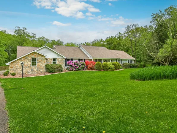 148 Wolfe Run Rd, Cranberry Township, PA 16066