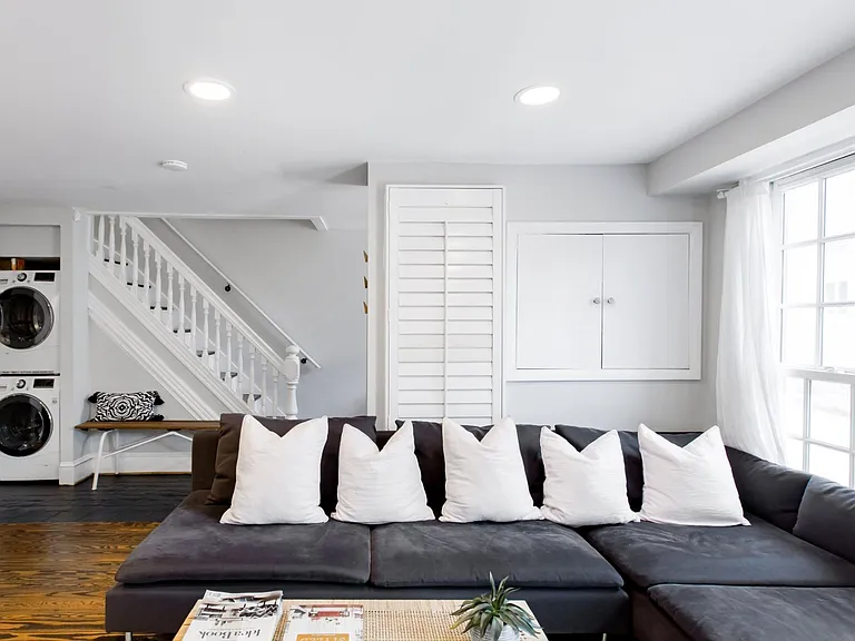 1220 Bank St NW — Photo 5