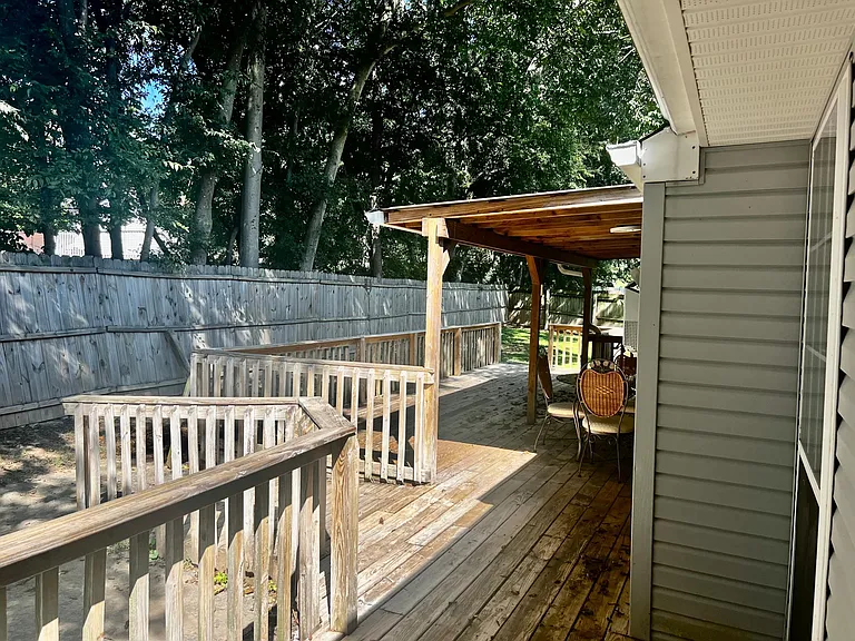 508 Wilma Ct — Photo 2