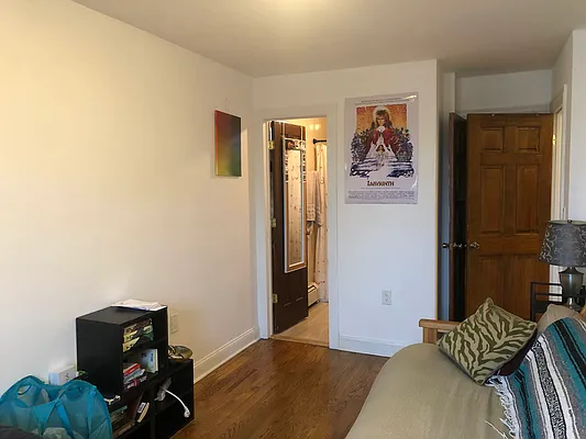 Rented by Signature Spaces NYC Corp | media 24