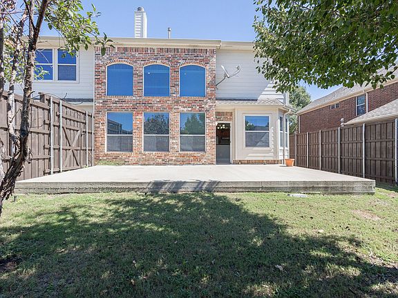 4th image of 8021 Marine Blue Dr