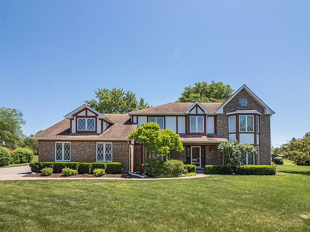 1st image of 805 Derbyshire Ct