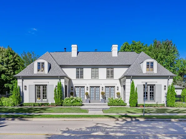 393 Maple Grove Dr, Oakville, ON L6J 4V8