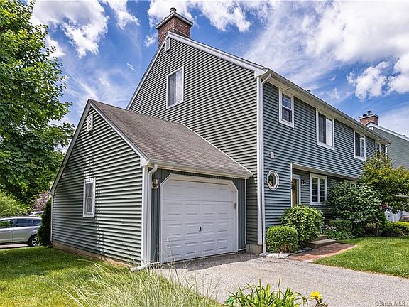 2nd image of 22 Liberty Dr #22