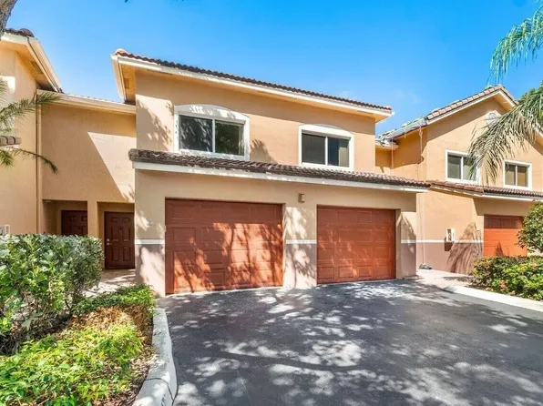 1100 Scotia Drive #105, Hypoluxo, FL 33462