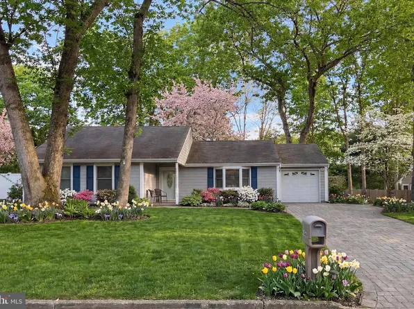 2348 Huckleberry Rd, Manchester, NJ 08759