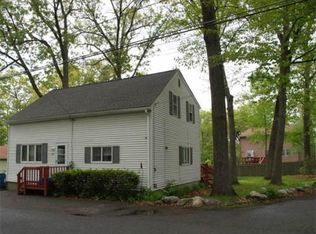 27 Cady St, Billerica, MA 01821