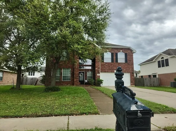 2106 Rome Dr, Pearland, TX 77581