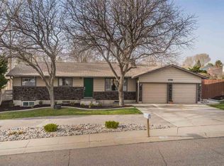 2710 Lois Ln, Pocatello, ID 83201