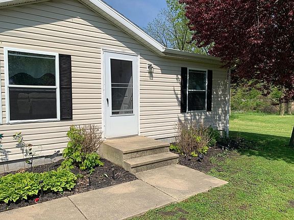 3rd image of 193 Karen Dr