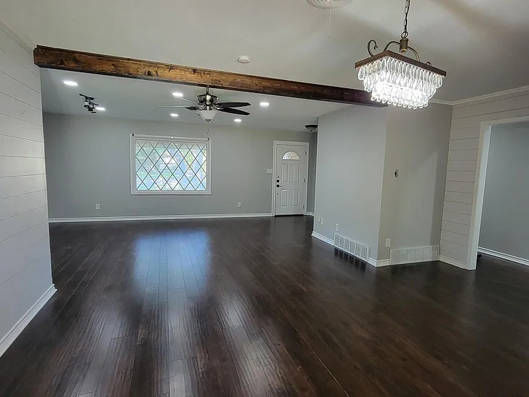 3509 Wedgway Dr — Photo 2