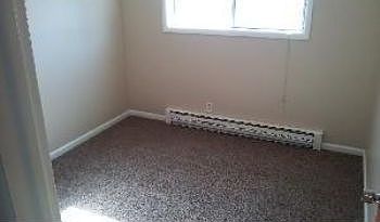 3rd image of 1080 Garfield St APT 6