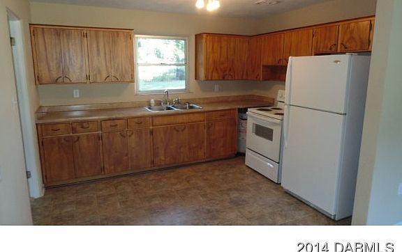 5th image of 315 Trudgeon Dr
