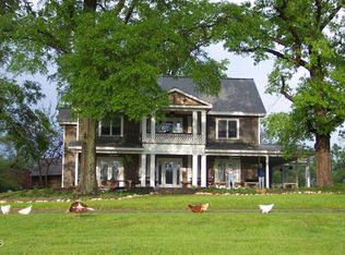144 Celebrity Dairy Way, Siler City, NC 27344