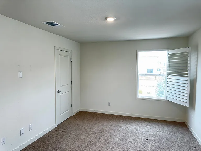8768 Scenic Sky Dr — Photo 7
