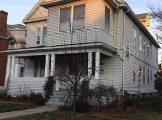 42 S Quaker Ln, West Hartford, CT 06119
