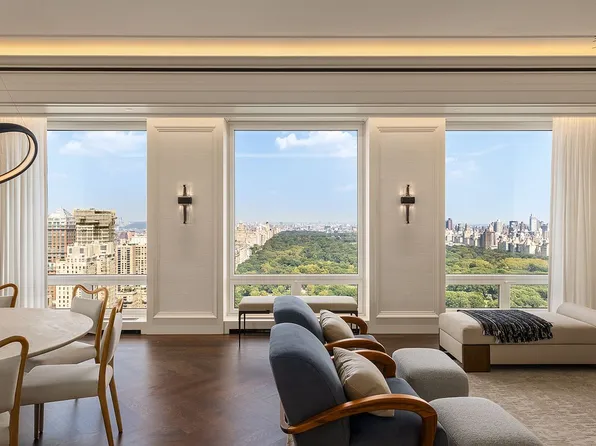220 Central Park S APT 39A, New York, NY 10019