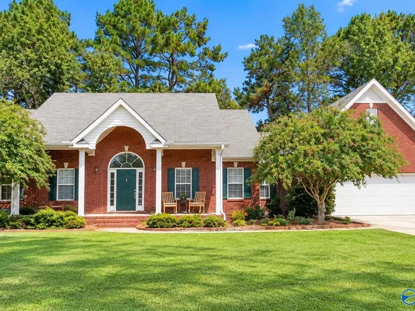 1501 Berrivine Dr NE, Hartselle, AL 35640