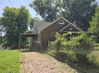 1060 S Lauderdale St, Memphis, TN 38126