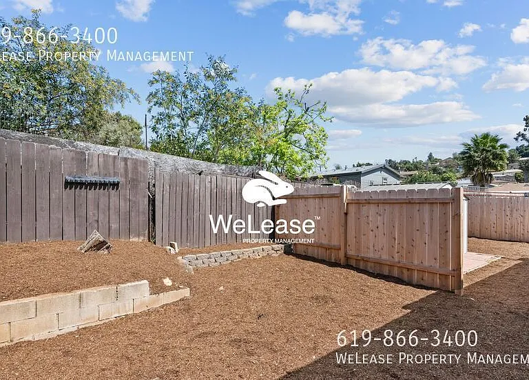 8937 1/2 Fair Ln — Photo 4