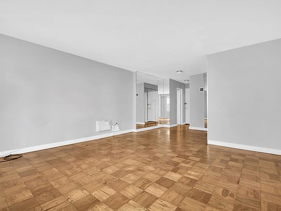 2nd image of 220 E 60th St APT 3M