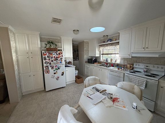 4th image of 918 Reed Canal Rd #118