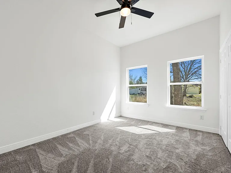 202 Dover Dr — Photo 19