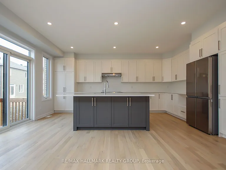 613 Idyllic Ter — Photo 12