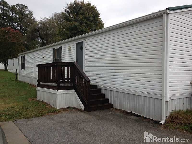 1st image of 8143 Thoroughbred Dr