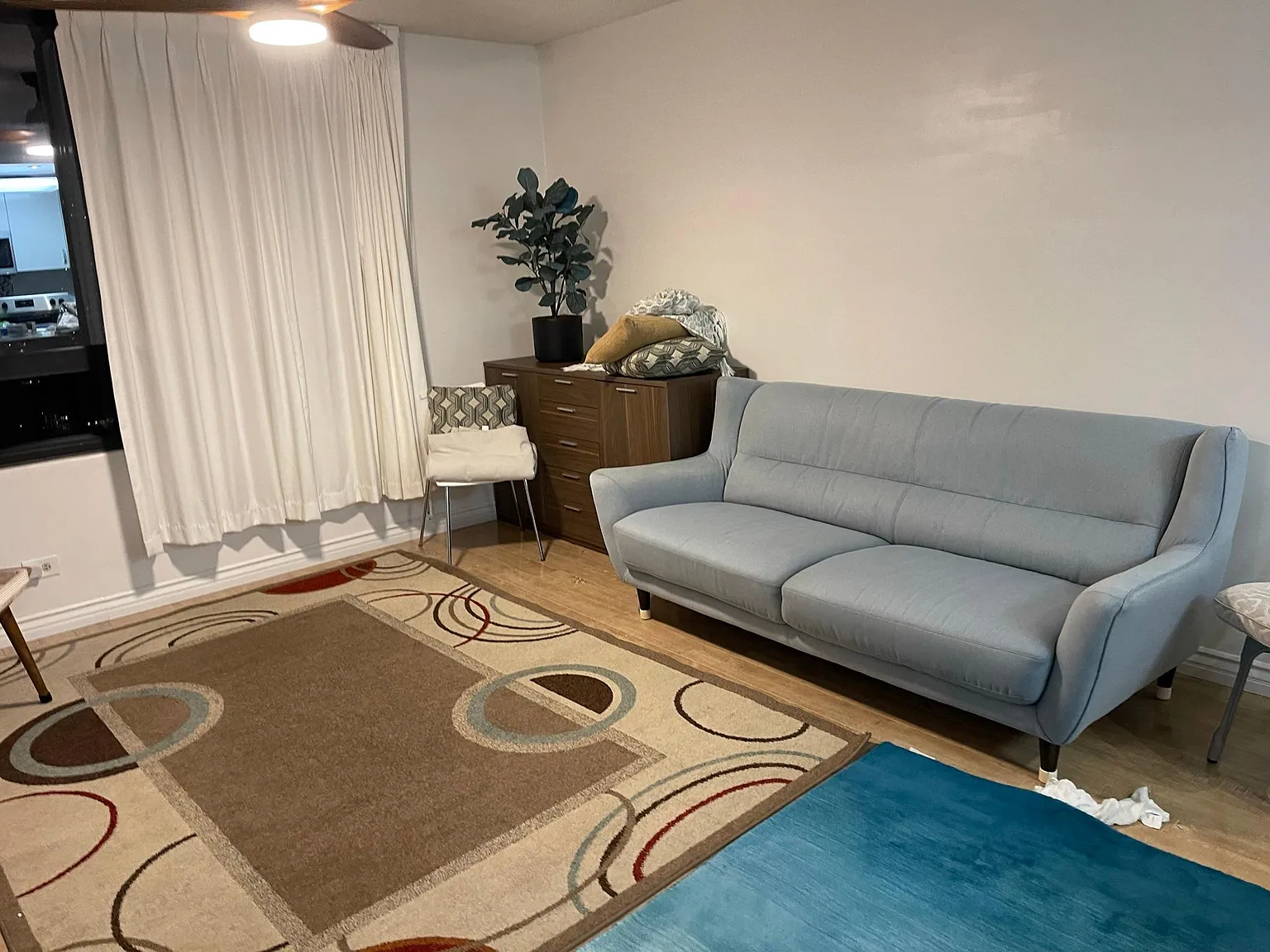 1 bed, 584 sqft, $2,750 — Photo 4