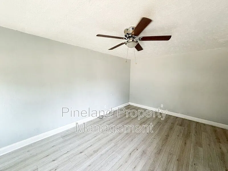 2 bed, 1.0 bath, 840 sqft, $935 — Photo 3