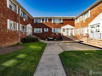 48 Gramercy Gdns #B, Middlesex, NJ, 08846