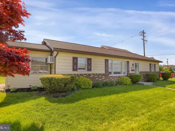 301 S Brown St, Lewistown, PA 17044