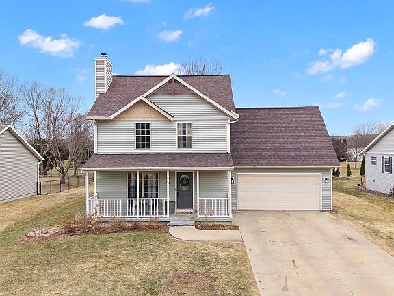 3rd image of 2225 Buckingham Road