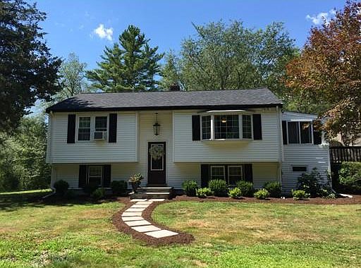 105 Pierce St, Rochester, MA 02770 | Zillow