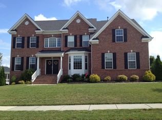 524 Elan Hall Rd, Cary, NC 27519