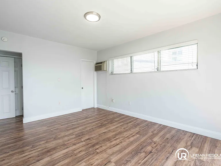 7927 East Dr #278 — Photo 20