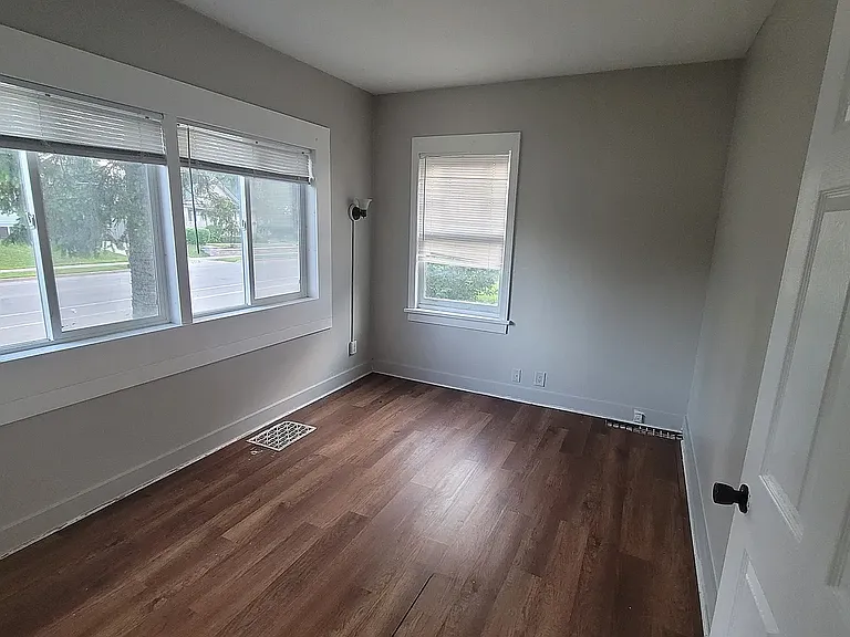 456 Walnut Ave #1 — Photo 8