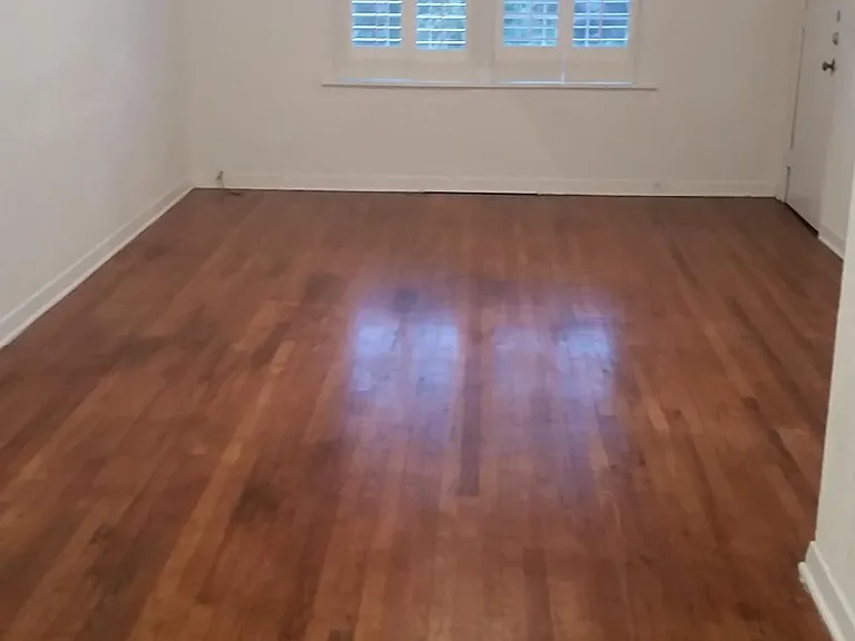 512 Phoenix Ave #1 — Photo 8