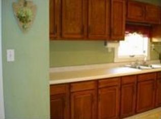 1042 Taylor Rd, Ava, IL 62907