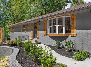 5833 Briercliff Rd, Knoxville, TN 37918