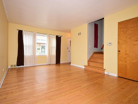 4th image of 231 S Maple Ave APT C